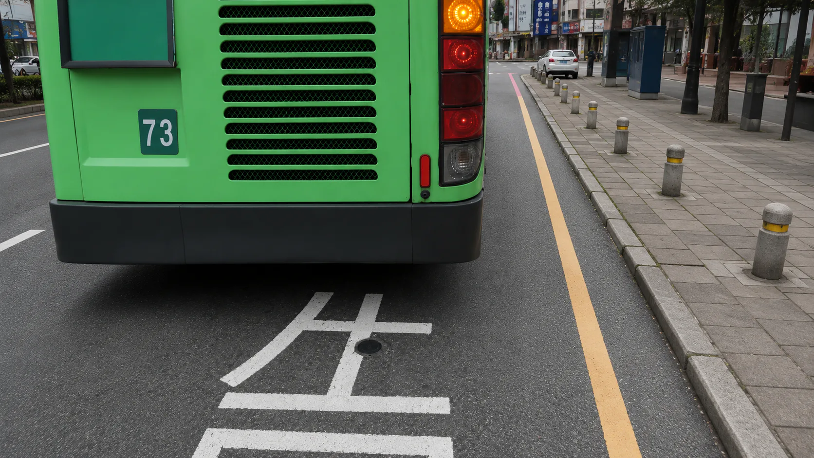 Automated Bus Stop Enforcement for an Urban Transit Zone in Taiwan — on-site photo 3