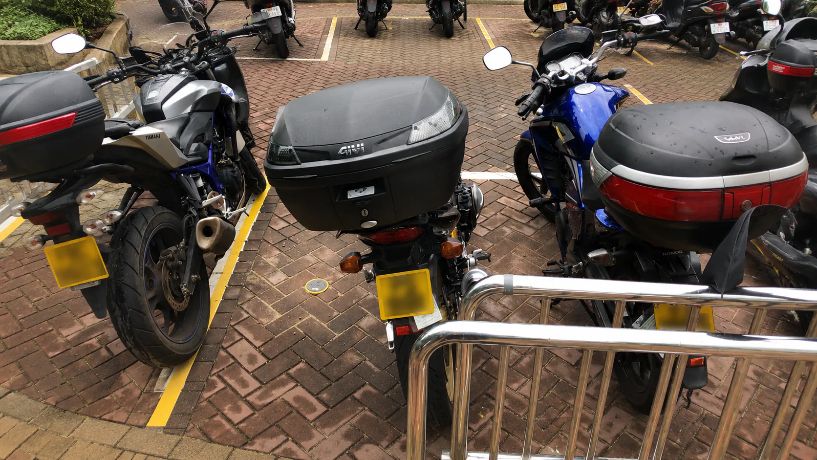 Real-Time Visibility for Non-Metered On-Street Parking in Hong Kong — on-site photo 1