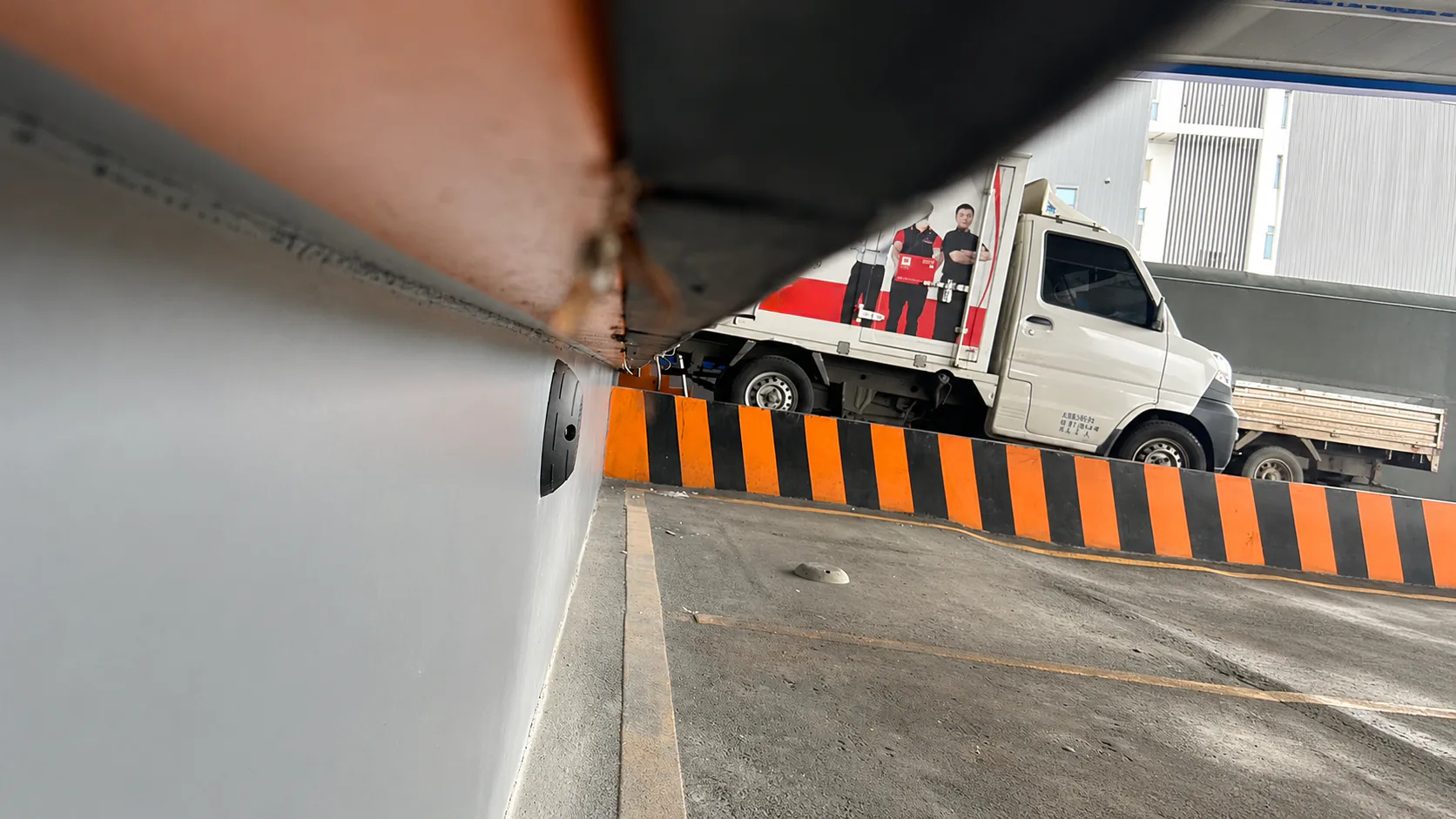 Smart Logistics Bay Monitoring: Real-Time Parking Visibility for a Taiwan Logistics Site — on-site photo 1