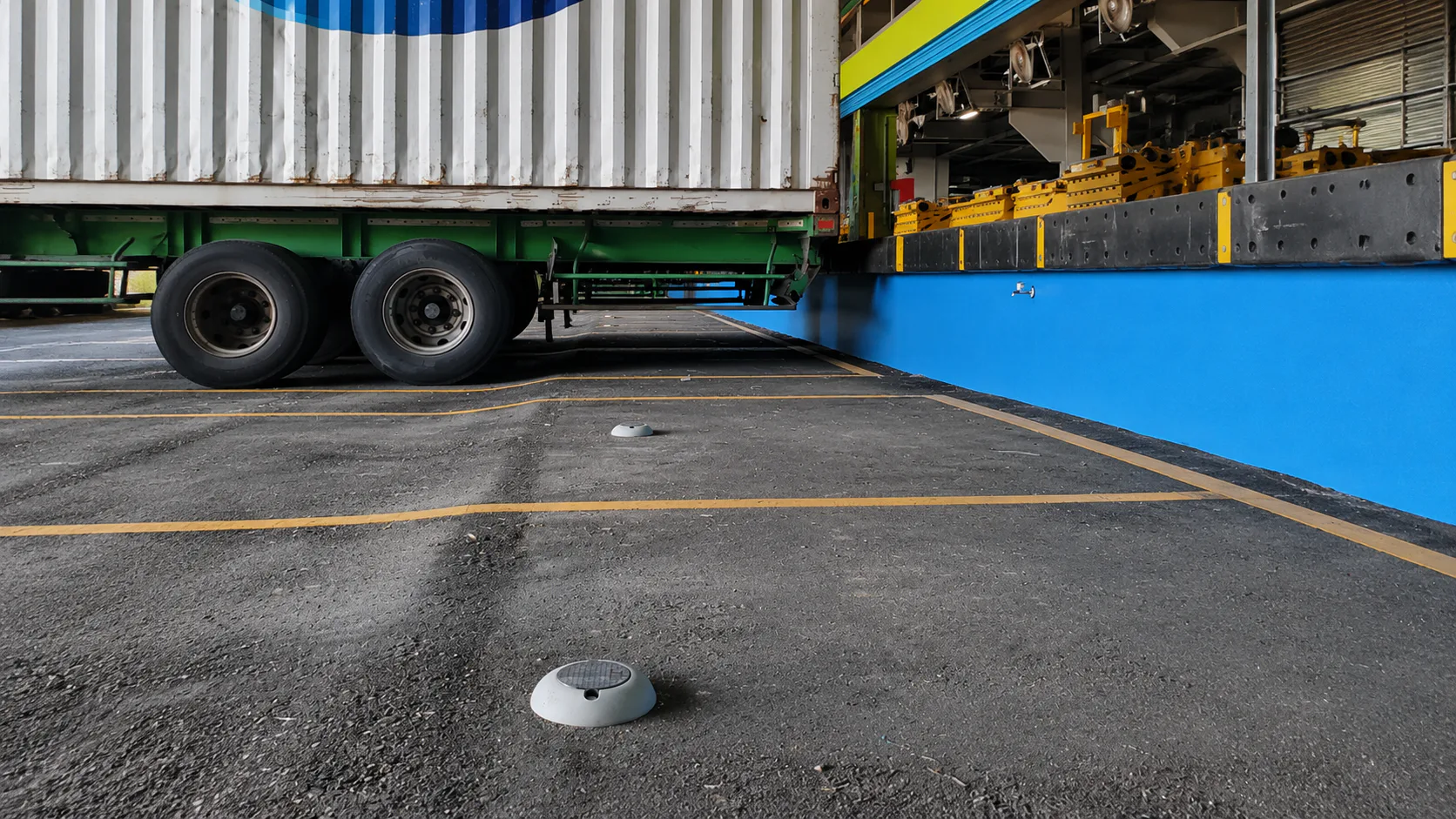 Smart Logistics Bay Monitoring: Real-Time Parking Visibility for a Taiwan Logistics Site — on-site photo 2