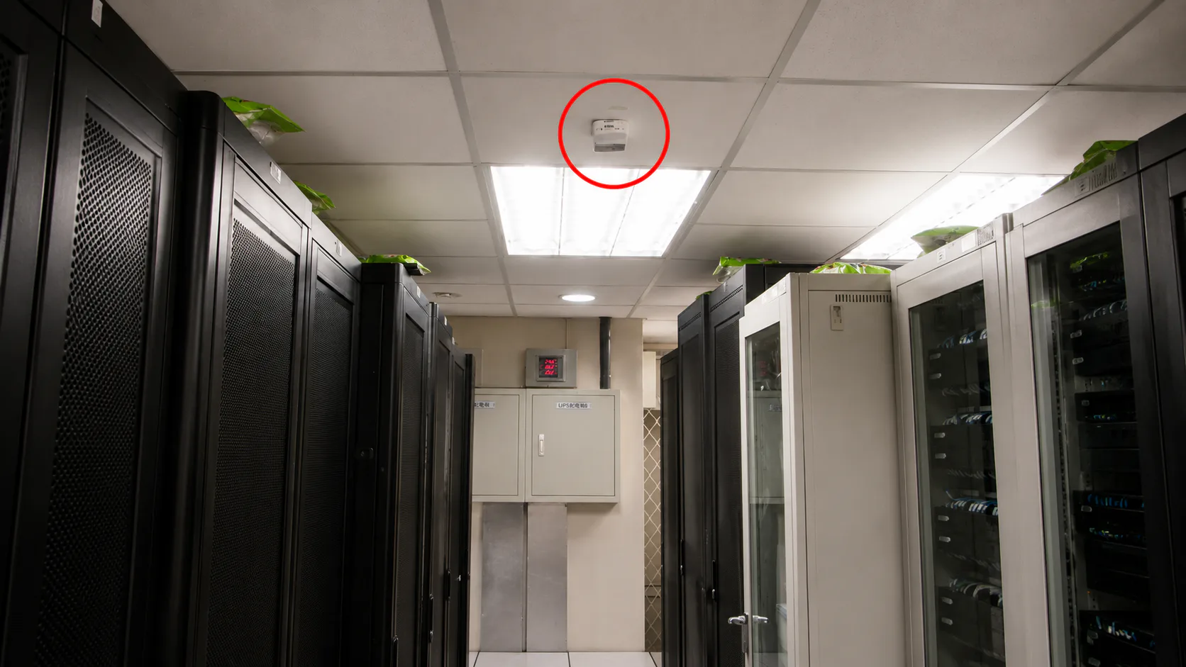 Wireless Environmental Redundancy for Taiwan Data Center Operations — on-site photo 2